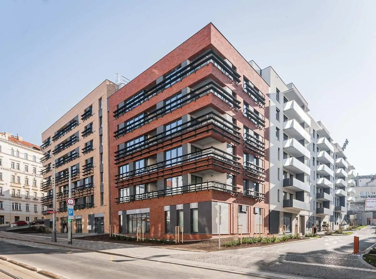Daire Viktoria Suite With Garage & Balcony Prag