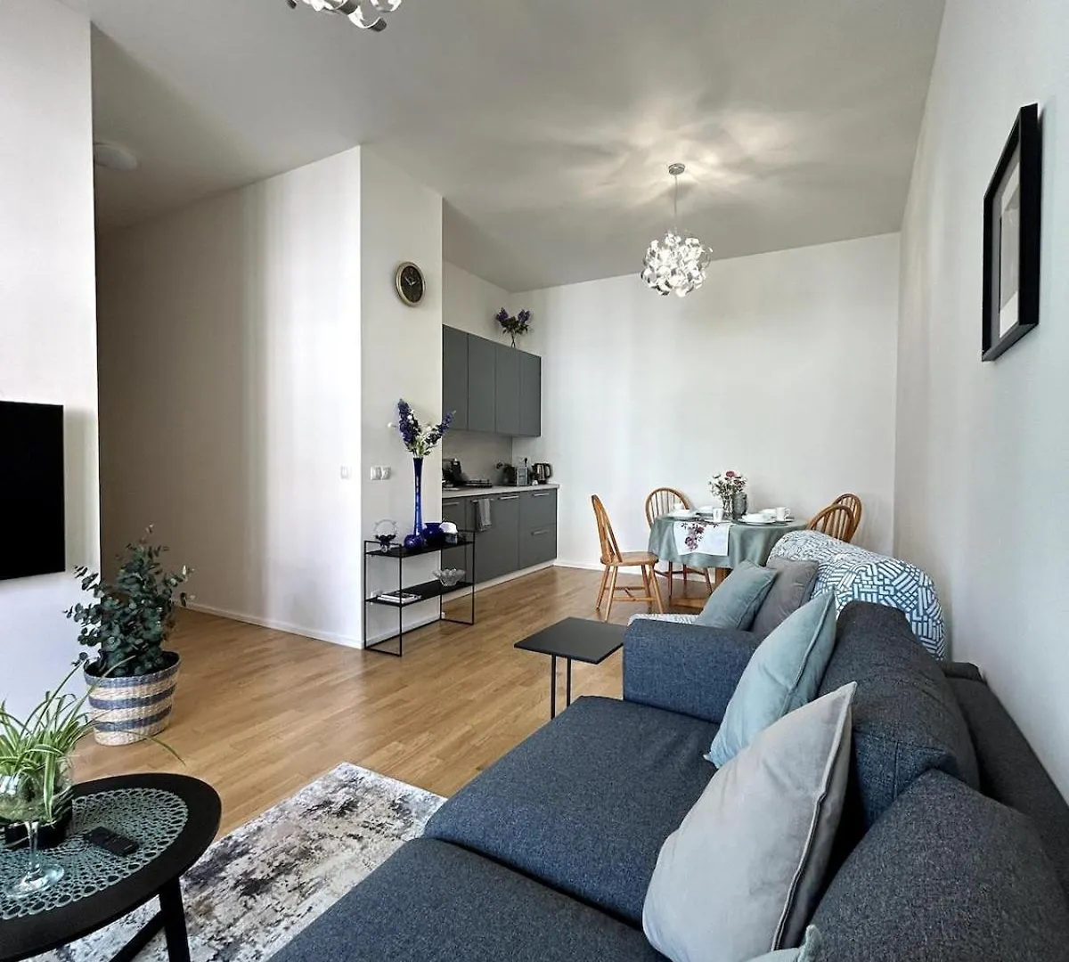 Viktoria Suite With Garage & Balcony Prag Daire